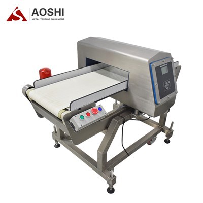 Detektor metala tipa transportera